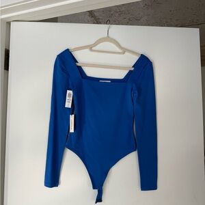 Babaton CONTOUR SQUARENECK LONGSLEEVE BODYSUIT